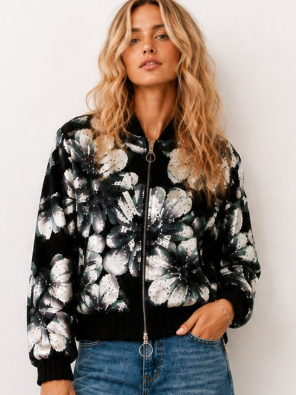 SABINA MUSAYEV Jinna Velvet Sequin Floral Cropped Bomber Jacket Size S NWT